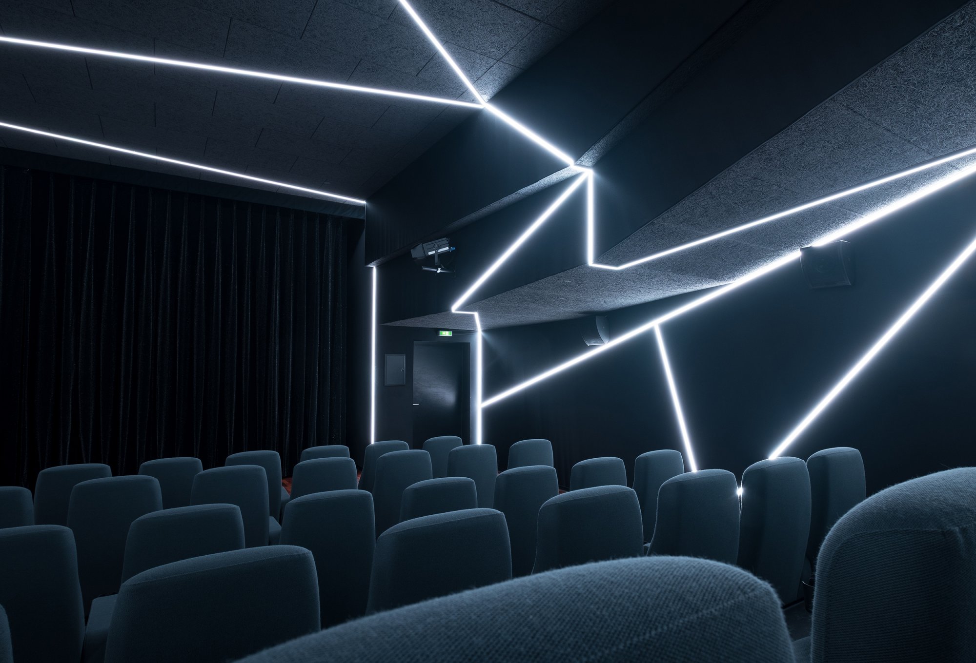 Yorck Kino DELPHI LUX / Batek Architekten Yorck Kino DELPHI LUX / Batek Architekten