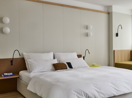 LUIS HOTEL